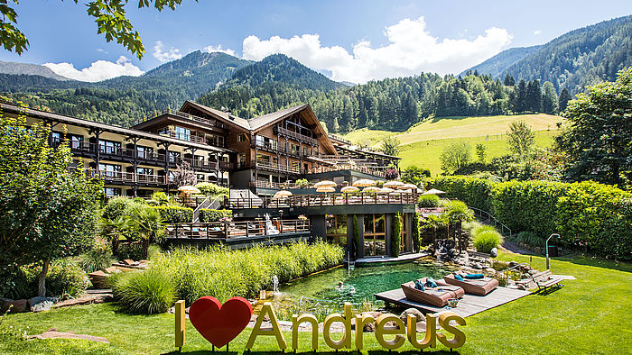  Andreus Resort