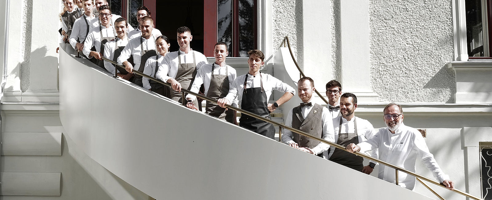 HOTEL NEWS
 Dreisternekoch Niederkofler zaubert jetzt im Atelier Moessmer am Kronplatz 
