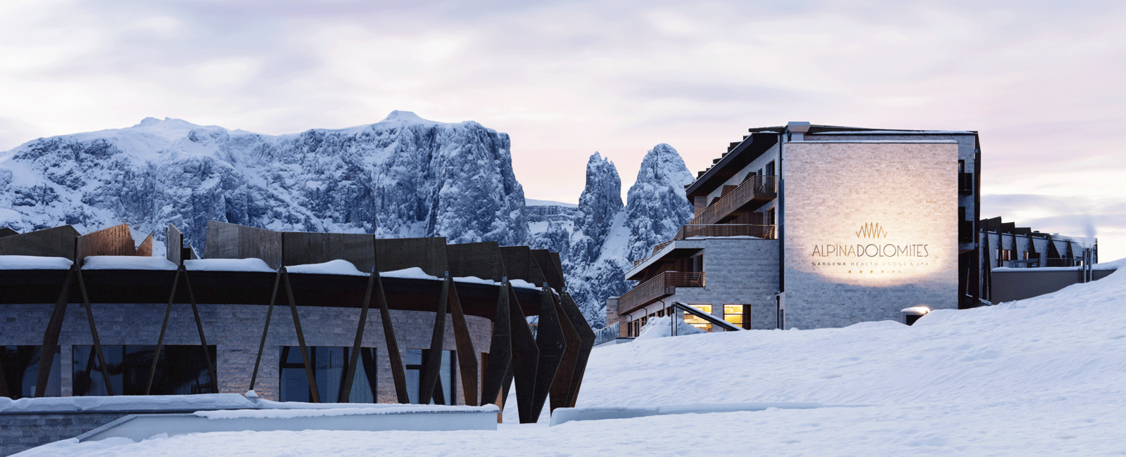 VERY SPECIAL HOTEL
 Alpina Dolomites Lodge, Dolomiten 
 Die Natur verantwortungsvoll erleben 