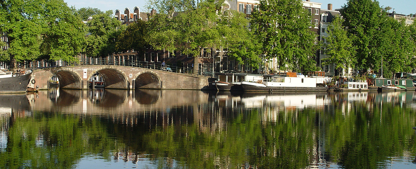 AMSTERDAM
 Amsterdam Städtetrip - Eine entzückende Stadt zwischen Kanälen 