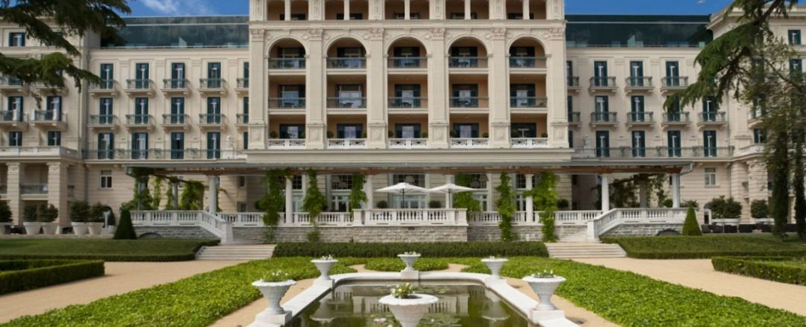 HOTELTEST
 Kempinski Palace Portoroz 
 Sloweniens Rose 