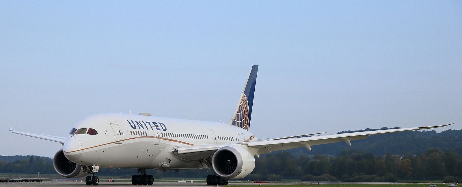 NEWS
 United Airlines vollzieht längsten Transatlantikflug mit Biotreibstoff 
