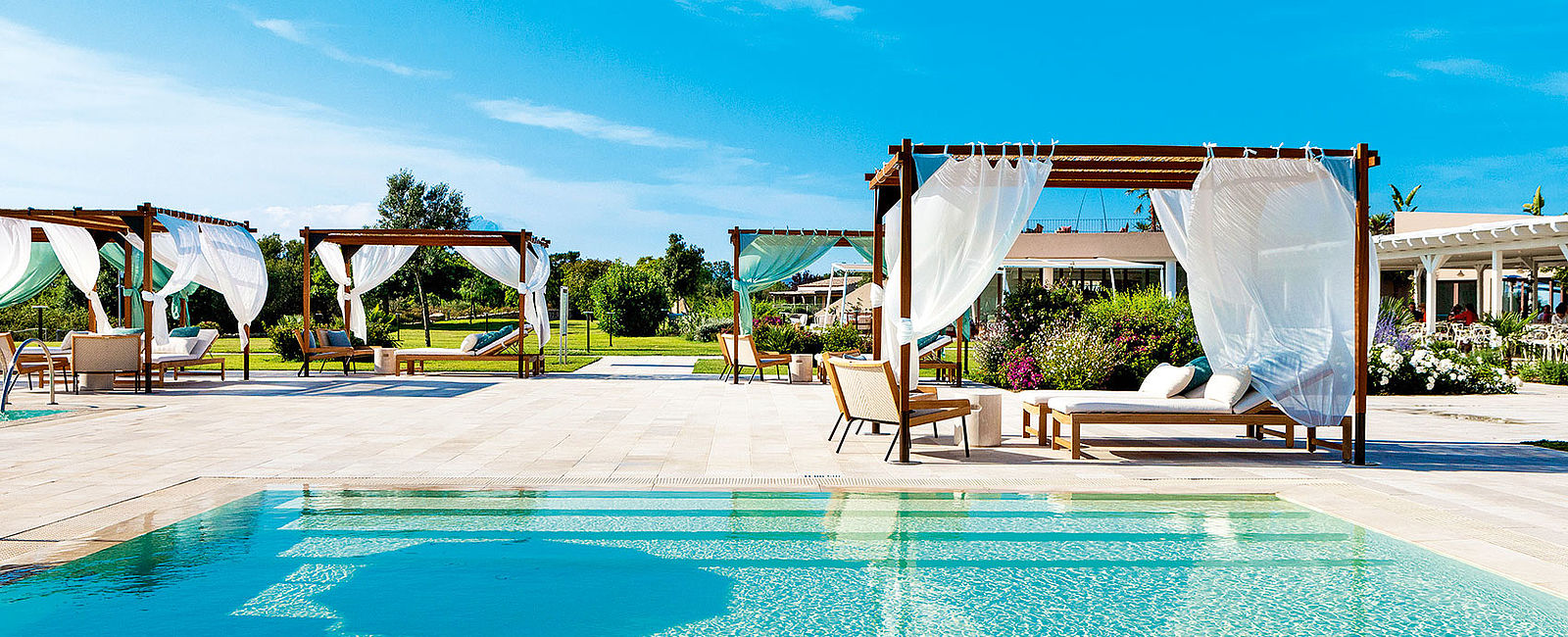 HOTELTEST
 Baglioni Resort Sardinia 
 Dolce Vita auf Sardinien 