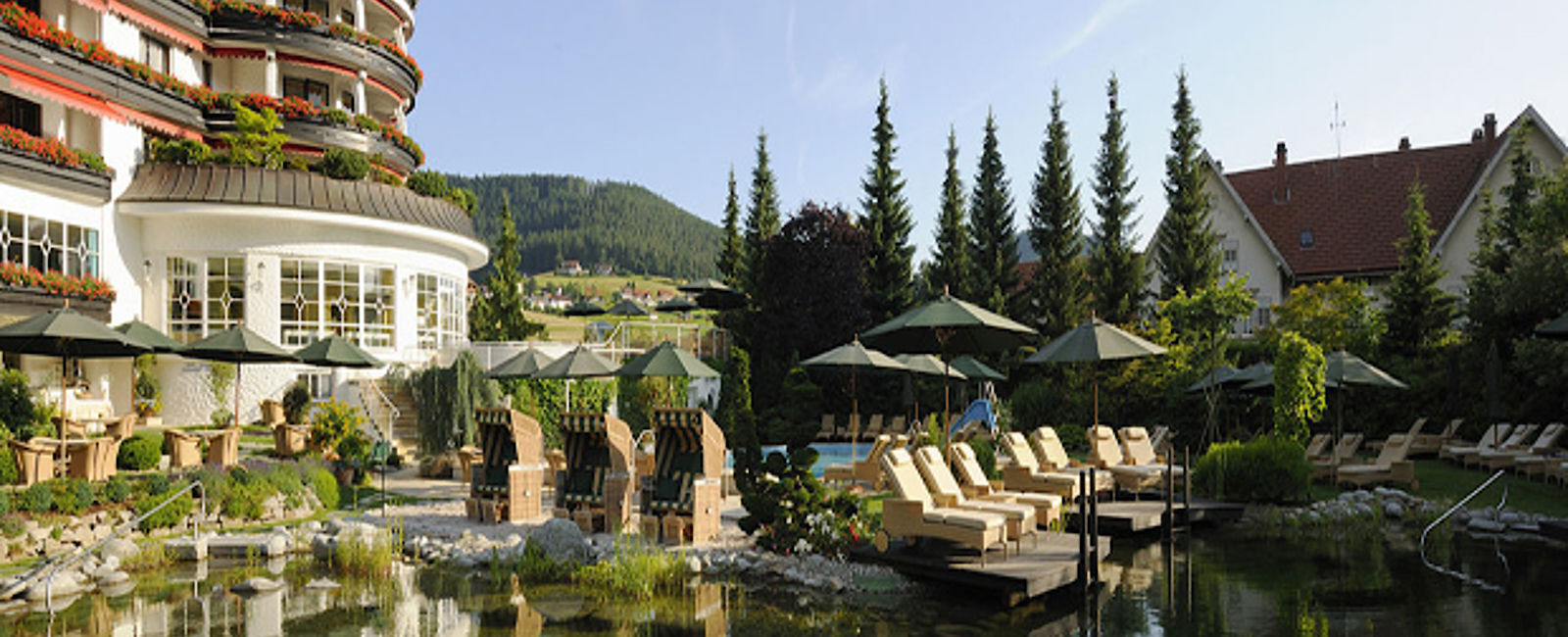 HOTEL TIPPS
 Hotel Bareiss 
 Genussvolles Gourmethotel im Schwarzwald 