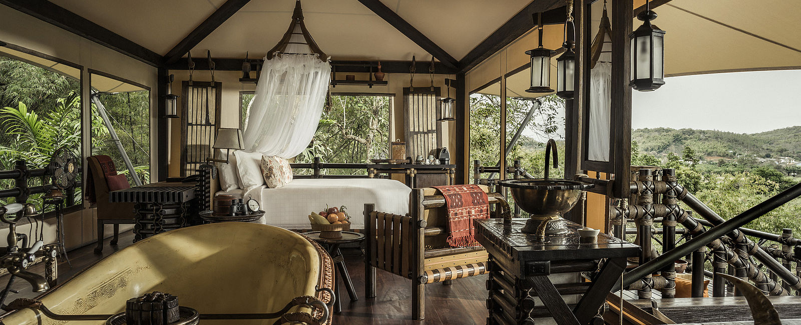 HOTEL ANGEBOTE
 Four Seasons Tented Camp Golden Triangle: 4 Nächte Abenteuer 
