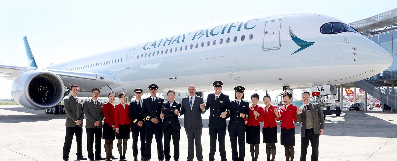 NEWS
 Cathay Pacific 
