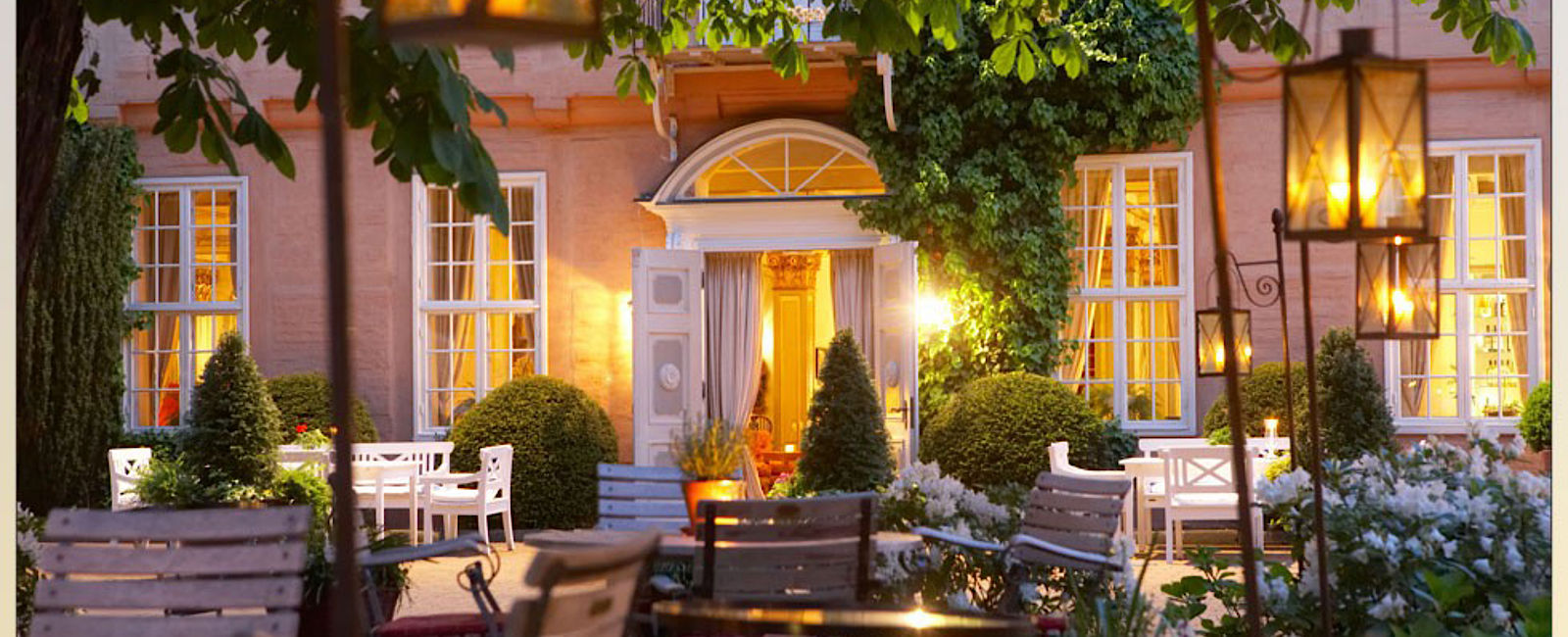 HOTEL TIPPS
 Althoff Hotel Fürstenhof Celle 
 Barockes Luxus Anwesen mit Wellnessbereich 