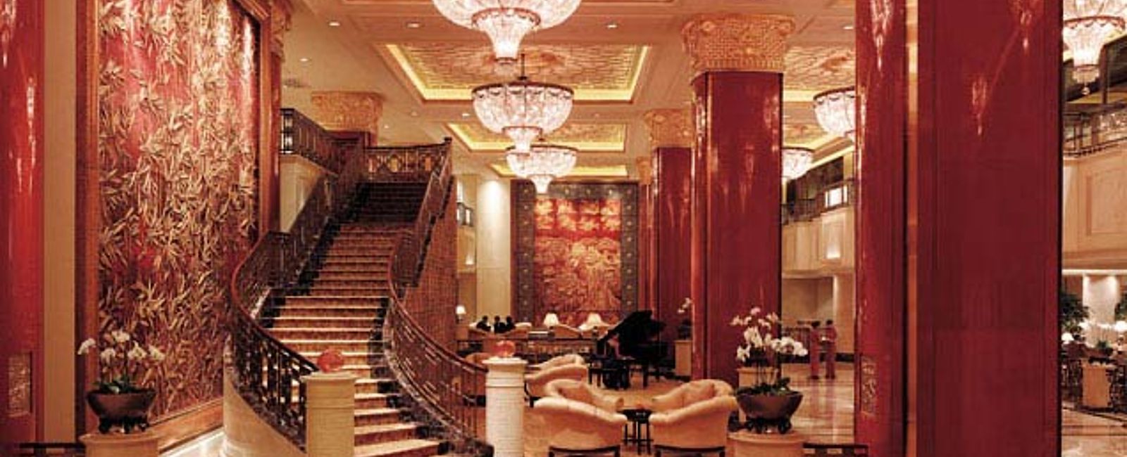 HOTEL TIPPS
 China World Hotel, Beijing, a Shangri-La Hotel 
 Exklusives Grand-Hotel für Geschäftsleute 