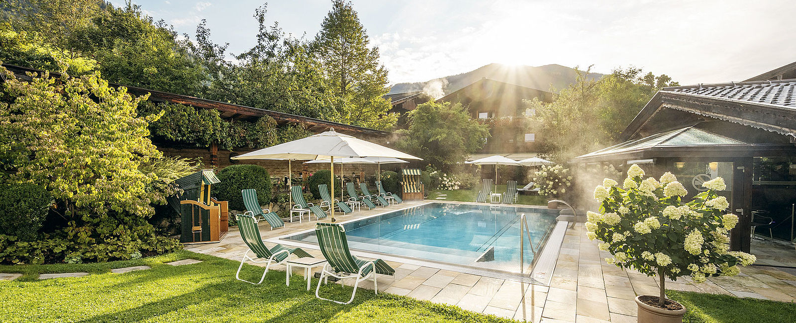 VERY SPECIAL HOTEL
 Der Boeglerhof 
 Ein Pure Nature Resort in traumhafter Lage 