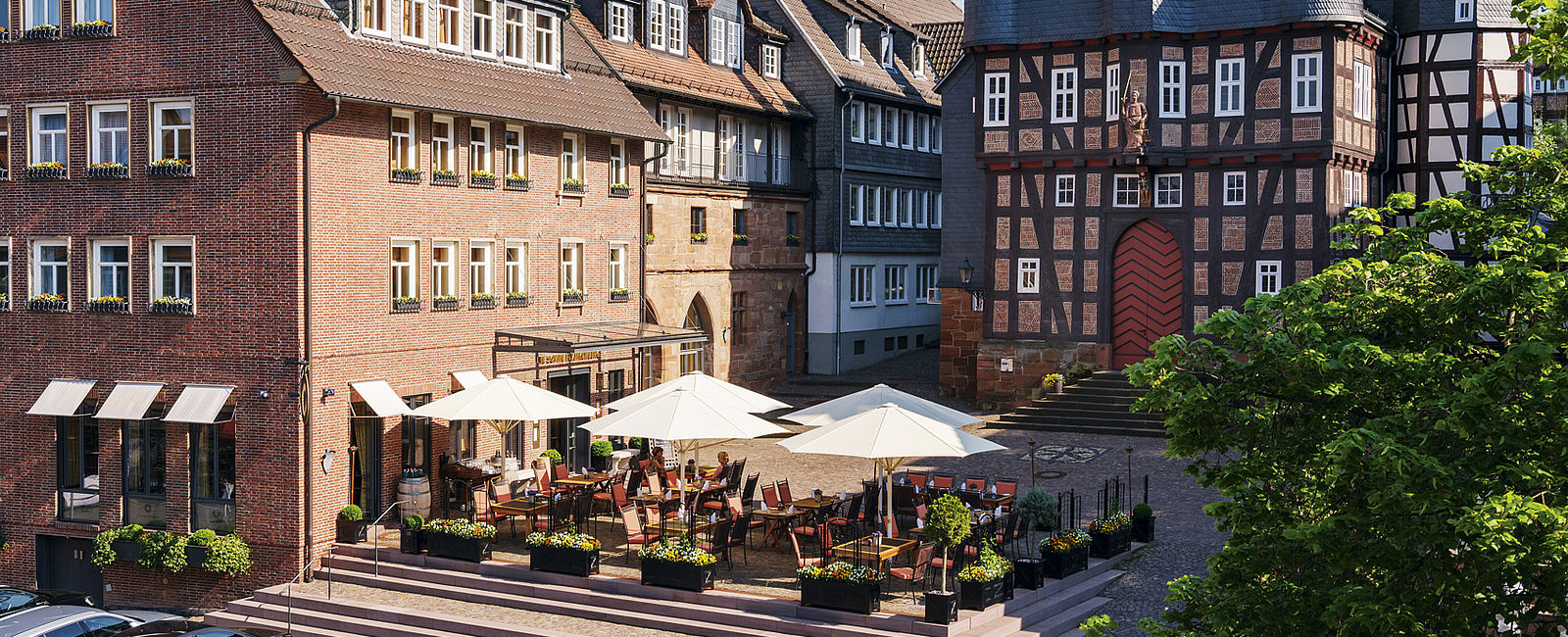 VERY SPECIAL HOTEL
 Die Sonne Frankenberg, Hessen 
 Urlaub am schönsten Platz der Stadt 