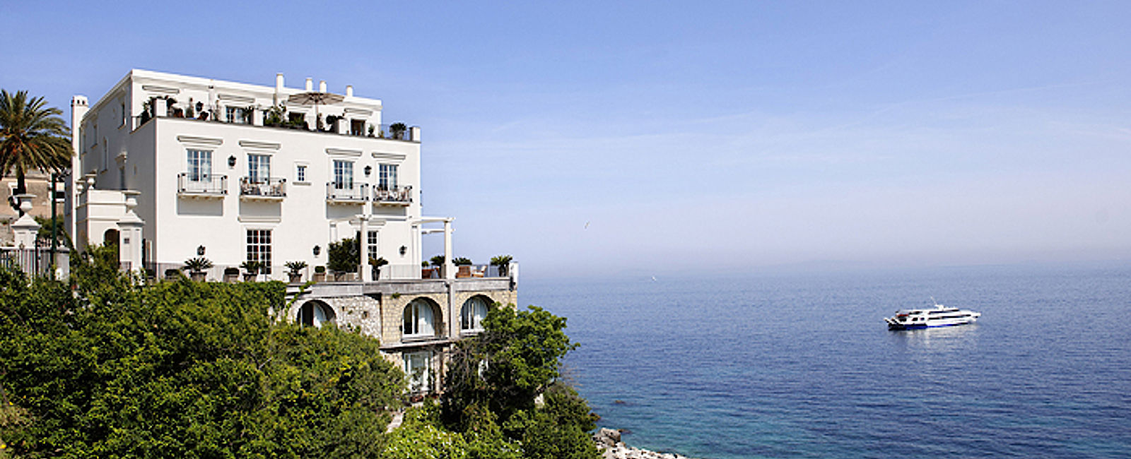 HOTELTEST
 J.K. Place Capri Hotel 
 First-Class-Schmuckkästchen mit direktem Meerzugang 
