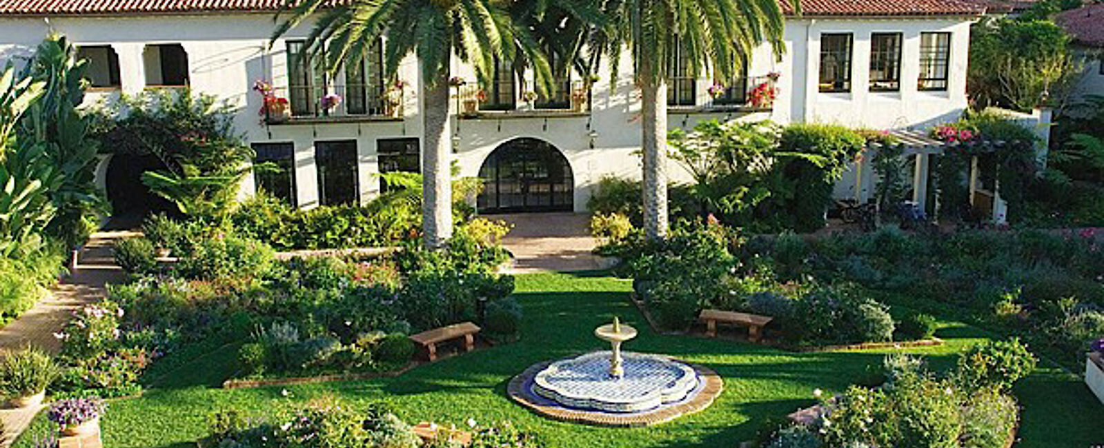 HOTEL TIPPS
 Four Seasons Resort The Biltmore Santa Barbara 
 Exquisites Hotel für die ganze Familie 