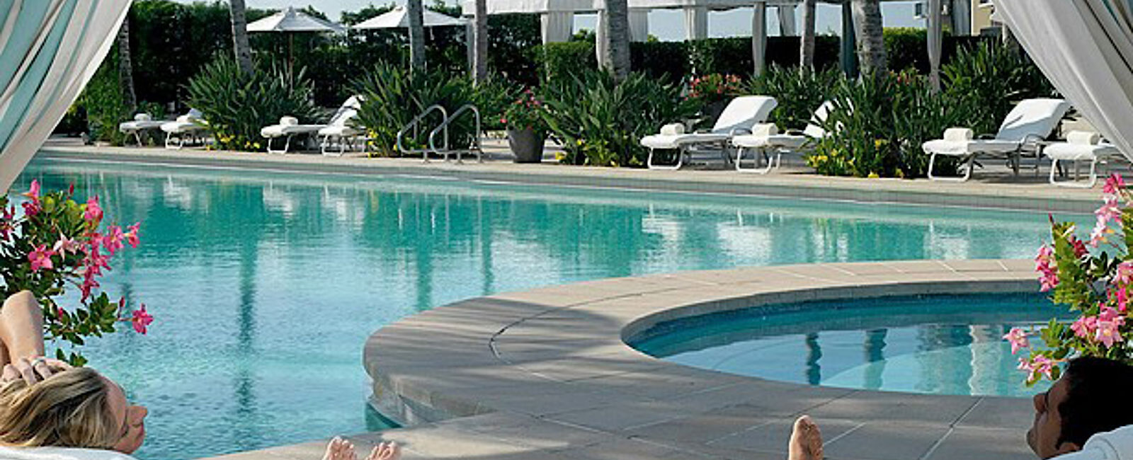 HOTEL TIPPS
 Four Seasons Hotel Miami 
 Elegantes Luxus Anwesen in der Weltmetropole Miami 