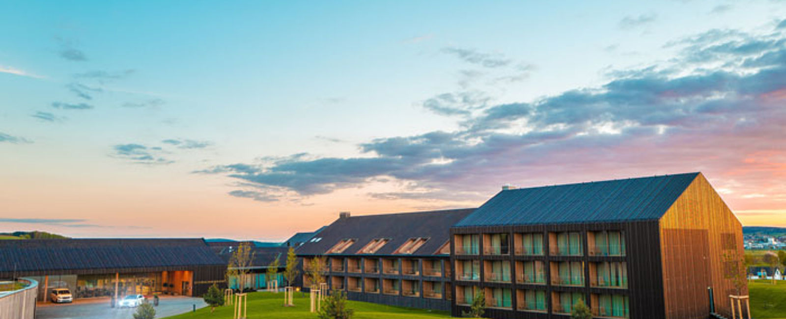 HOTELERÖFFNUNG NEWS
 Der neue Öschberghof feiert Grand Opening 
