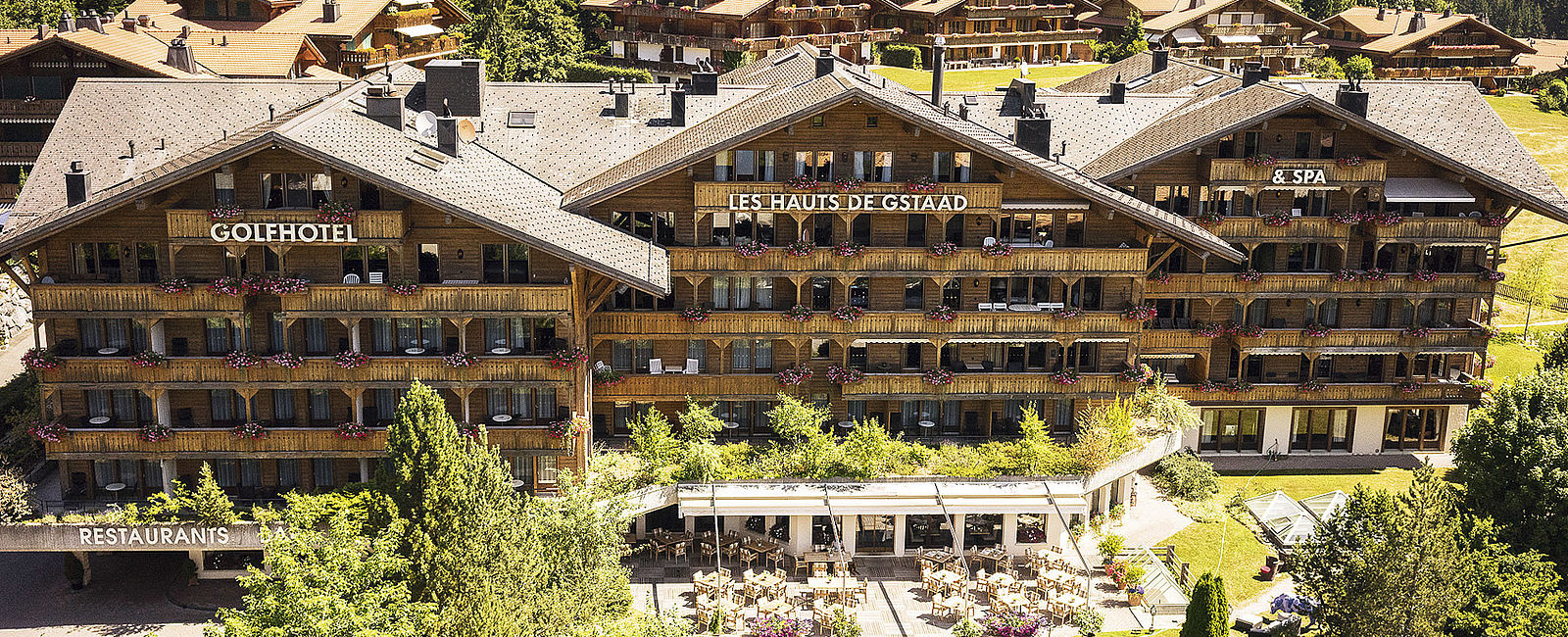 VERY SPECIAL HOTEL
 Golfhotel Les Hauts de Gstaad u. SPA, Gstaad Saanenland 
 Edles Hideaway im Berner Oberland 