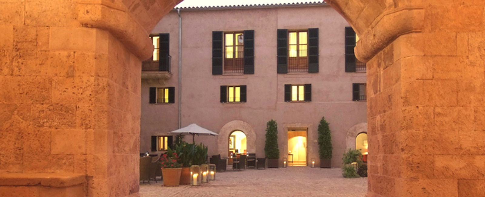 VERY SPECIAL HOTEL
 Hilton Sa Torre Mallorca Resort 
 Rückzugsort mit Geschichte 