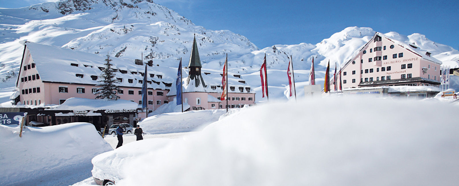 VERY SPECIAL HOTEL
 Arlberg Hospiz Hotel 
 Kunst in den Alpen 