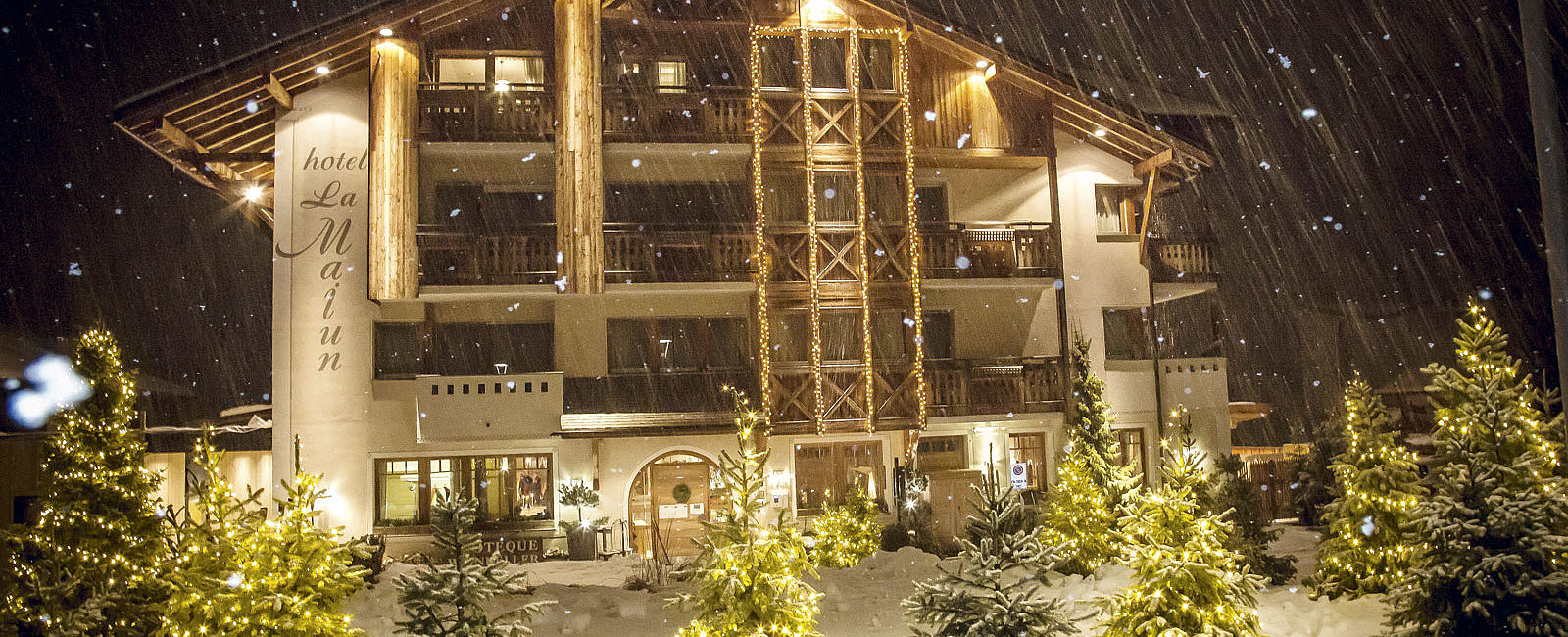 VERY SPECIAL HOTEL
 Hotel La Majun Suedtirol, Italien 
 Vitalität und Tradition 