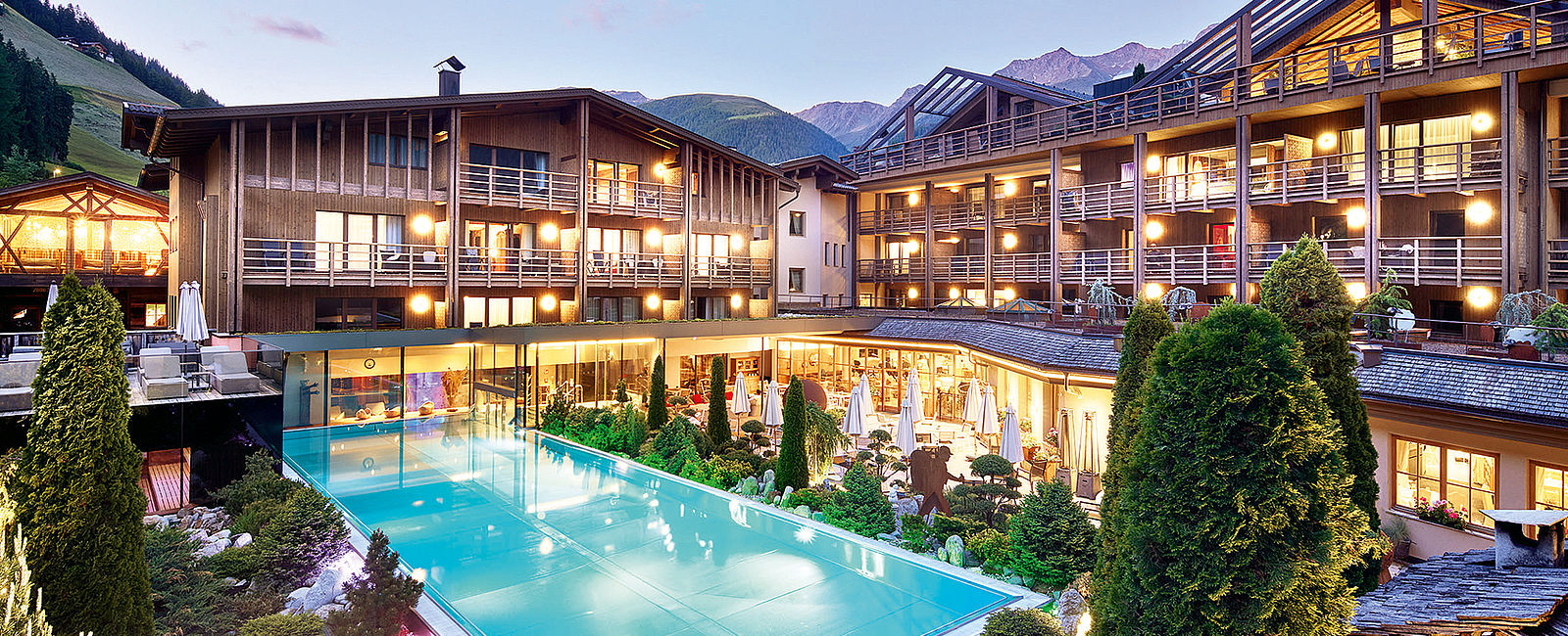 VERY SPECIAL HOTEL
 Hotel Quelle Nature Spa Resort 
 Auszeit zelebrieren und Energie tanken 