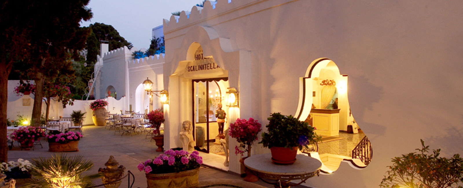 HOTELTEST
 La Scalinatella 
 Evergreen mit Seele 