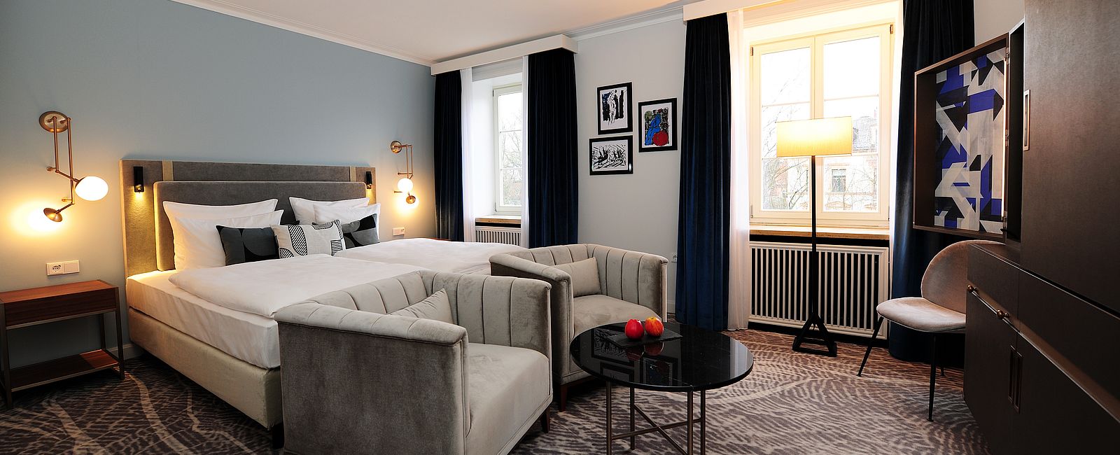 HOTEL TIPPS
 Hotel Elephant Weimar, Autograph Collection 
 Exklusives Gourmet Hotel in großartiger Lage 