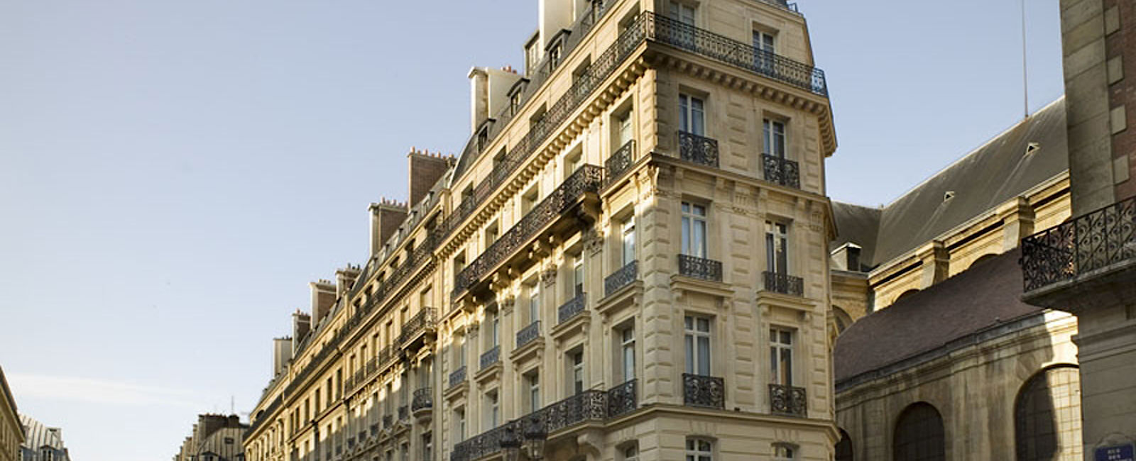 HOTELTEST
 Hotel Lumen Paris Louvre 
 Es werde Licht 