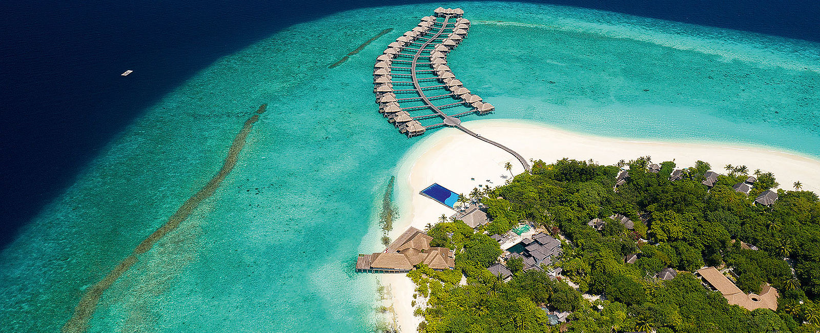 VERY SPECIAL HOTEL
 JA Manafaru, Malediven 
 True Romance 