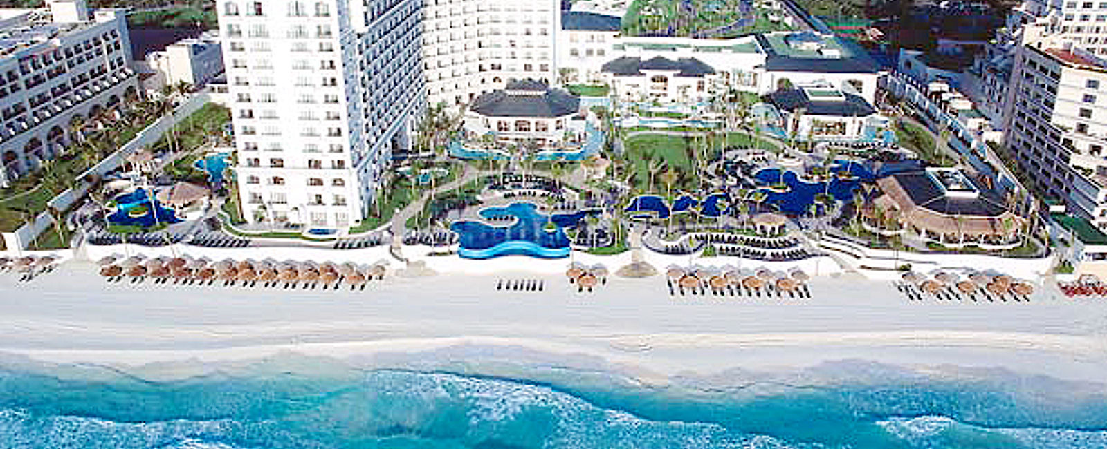 HOTELTEST
 JW Marriott Cancun Resort und Spa 
 Der Kategorisierung nach ist das J.W. Marriott ein 5* Hotel und die J.W. Häuser ansich das Top Segment der Marriott Kette. Top ist in diesem Haus aber alles nur „nominal“. 