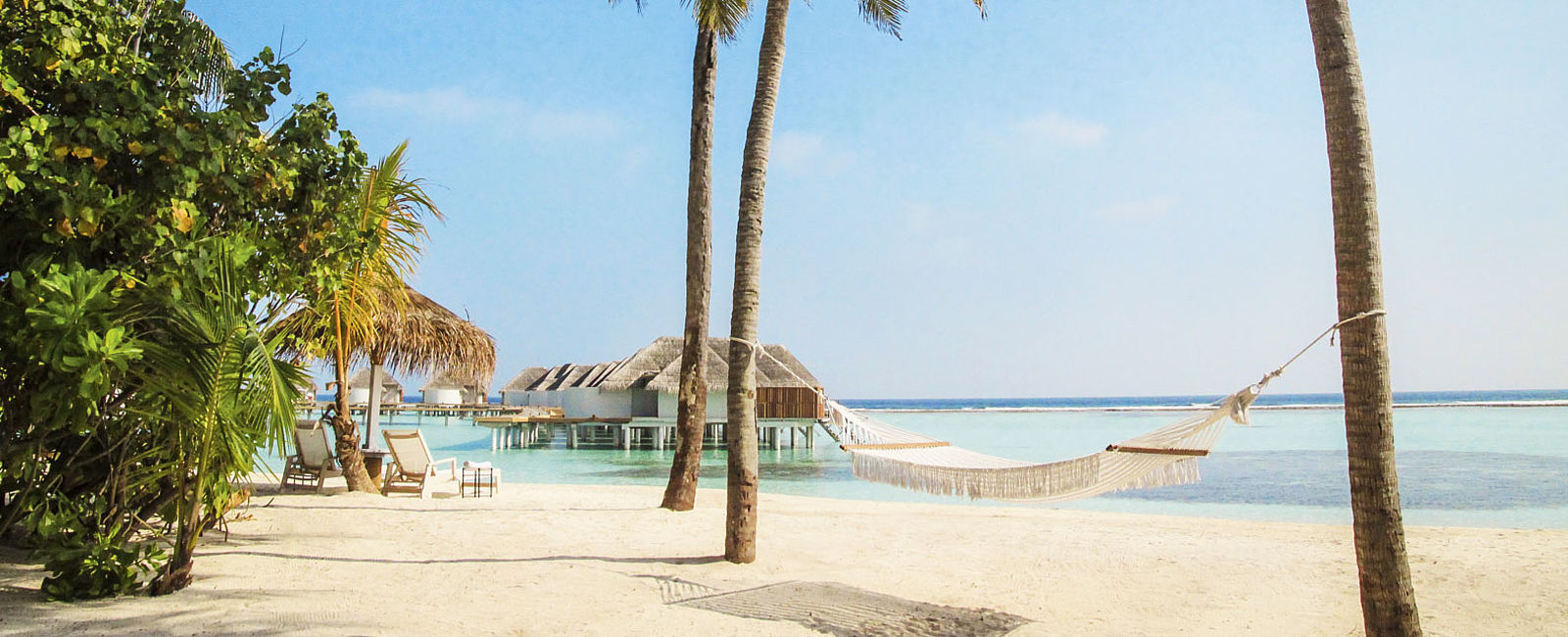 VERY SPECIAL HOTEL
 Kanuhura - A Sun Resort Maldives, Malediven 
 Dem Alltag entfliehen 