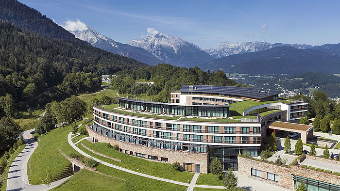 Kempinski Hotel Berchtesgaden Außenansicht 