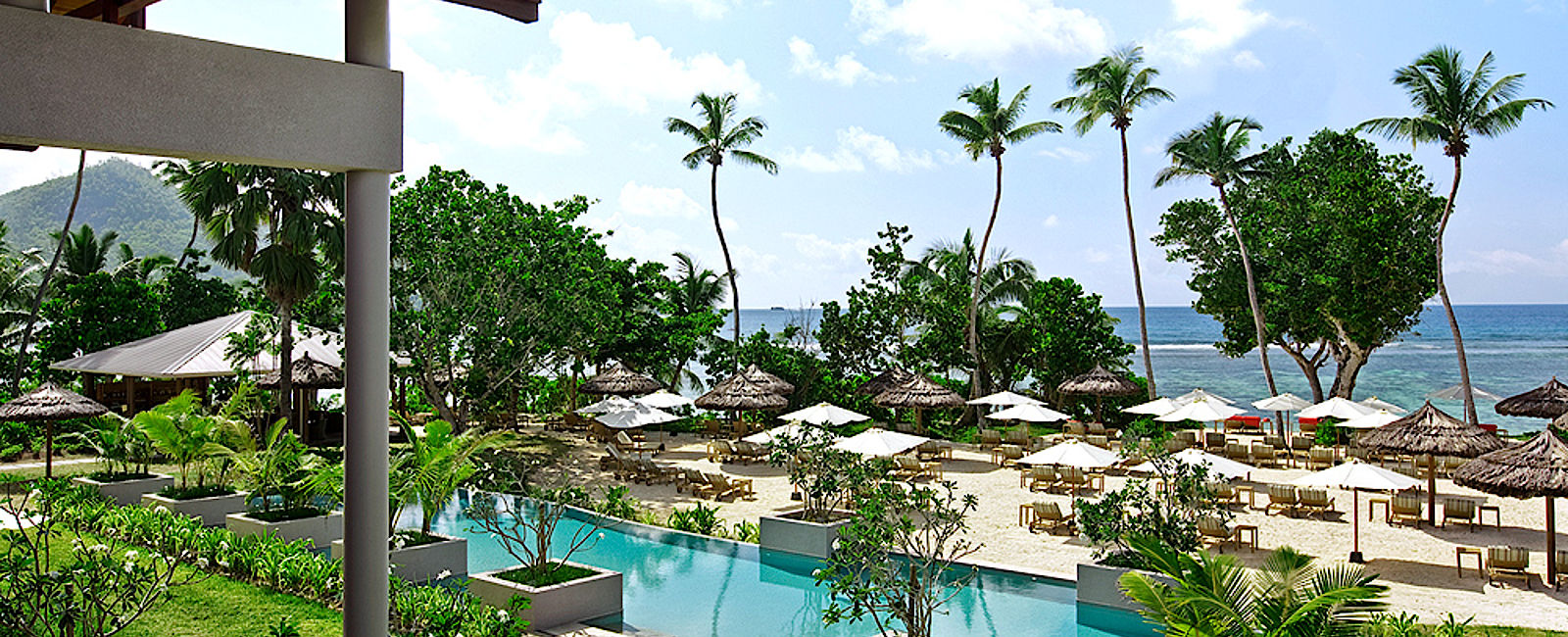 VERY SPECIAL HOTEL
 Kempinski Seychelles Resort 
 … und doch so nah !