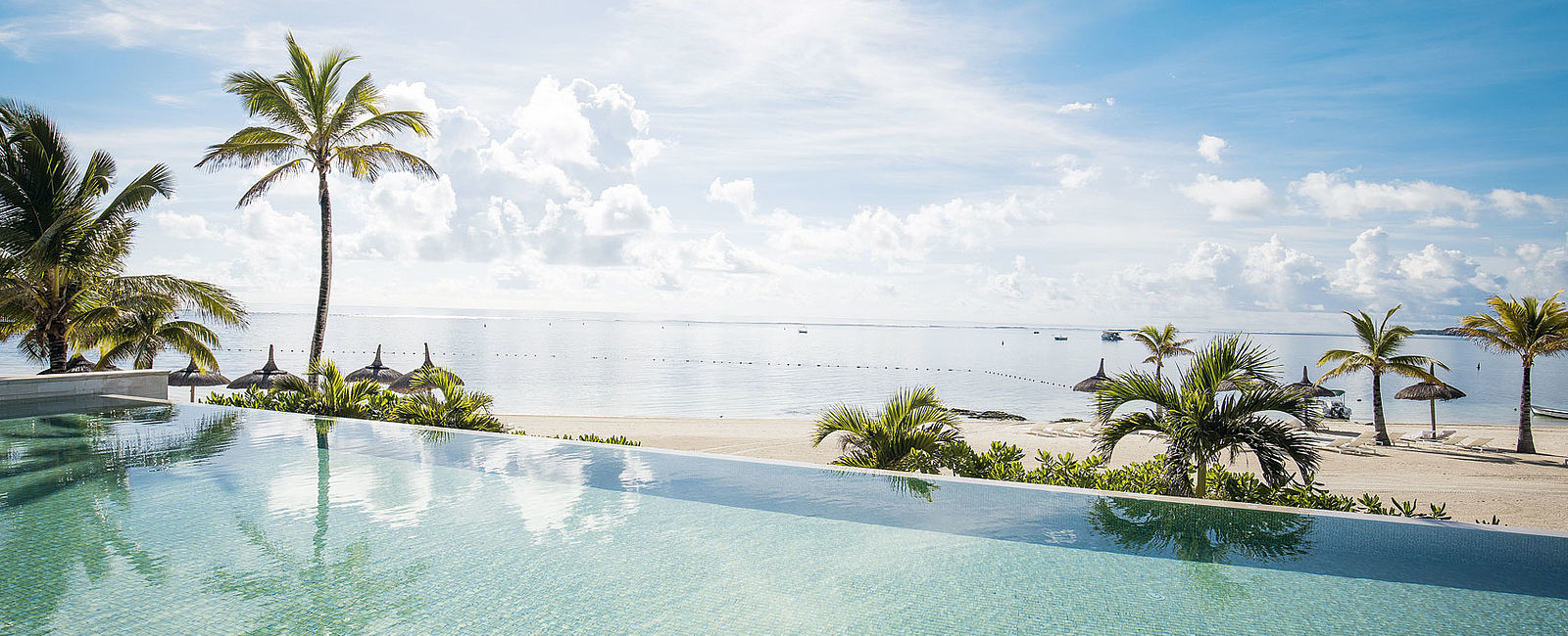 VERY SPECIAL HOTEL
 Long Beach und Sugar Beach – A Sun Resort Mauritius 
 Exklusivität garantiert 
