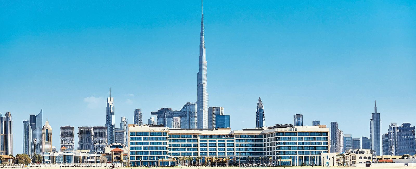 VERY SPECIAL HOTEL
 Mandarin Oriental Jumeira 
 Eine Ikone in Dubai 