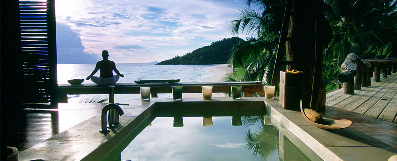 HOTELTEST
 North Island Seychelles 
 Luxus à la Flintstones und Robinson-Crusoe-Charme 