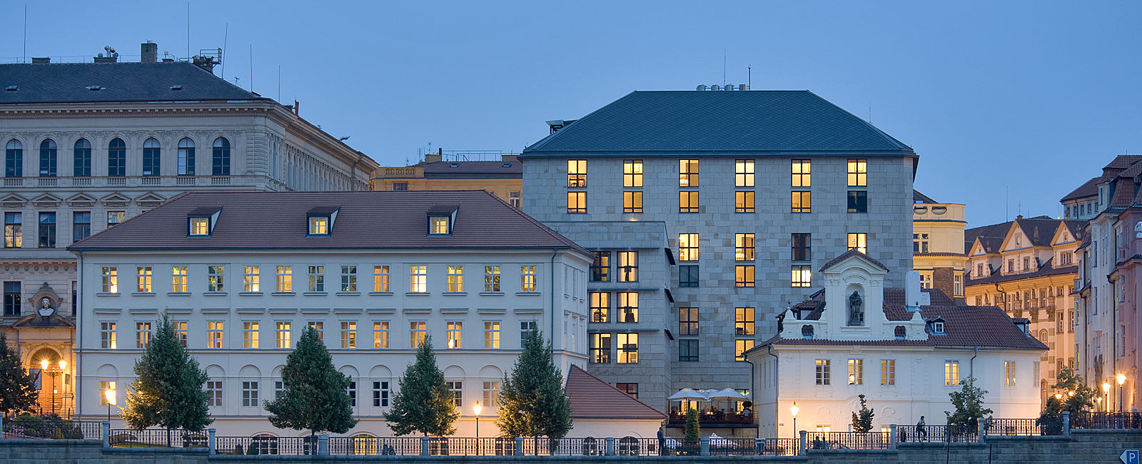 HOTELTEST
 Four Seasons Hotel Prague 
 Klassiker an der Karlsbrücke 