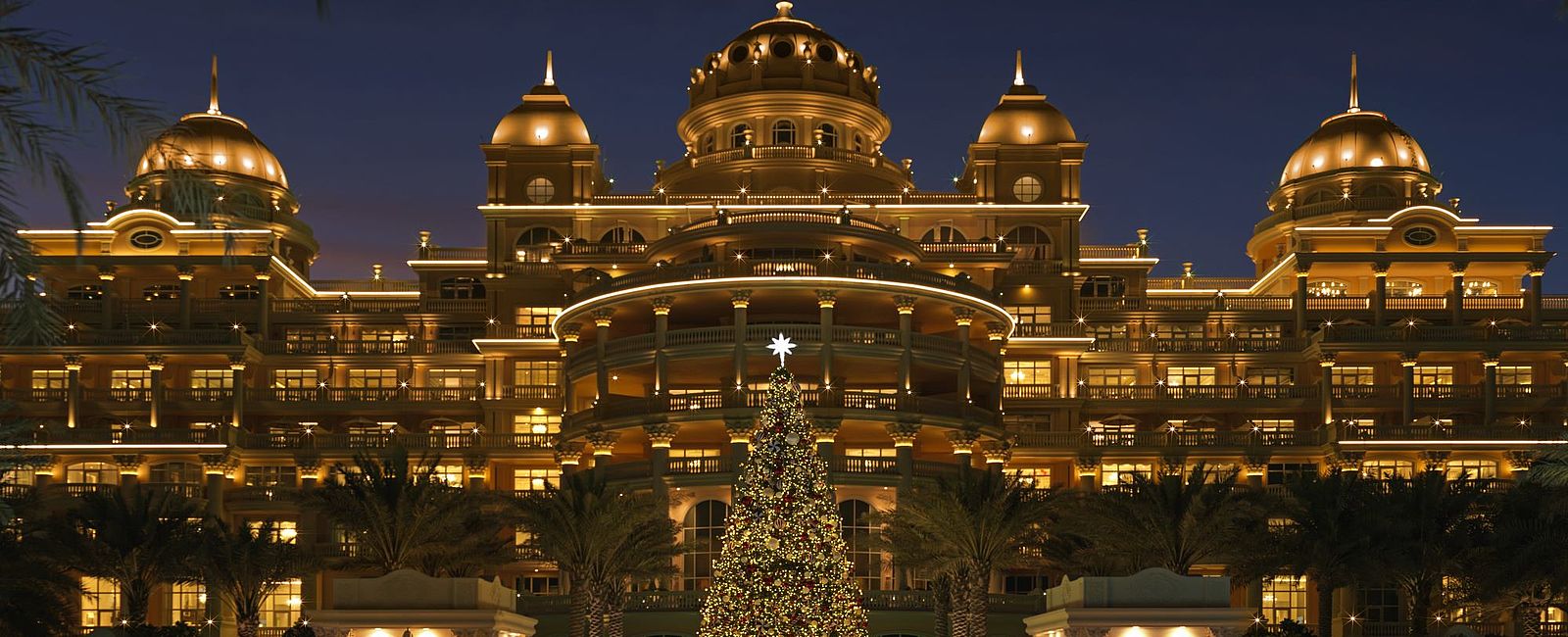 HOTEL ANGEBOTE
 Weihnachten und Silvester im Raffles The Palm, Dubai 
