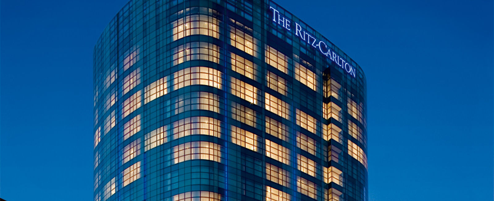 VERY SPECIAL HOTEL
 The Ritz-Carlton Beijing, Financial Street 
 Beijing mit Feng-Shui 