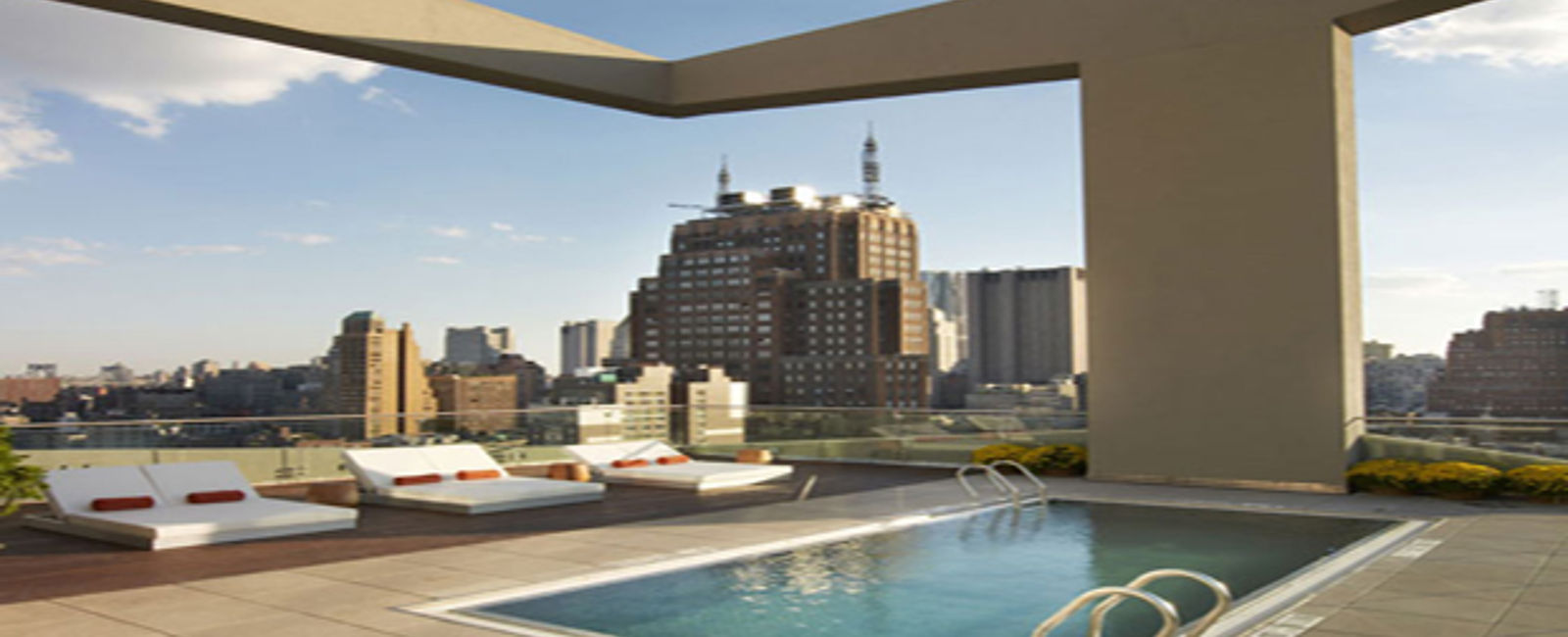 HOTEL TIPPS
 The James 
 Ökologisches Luxus Hotel im Herzen von New York 