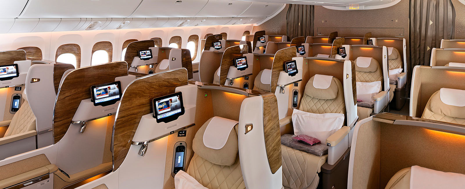 Emirates Game Changer First Class Suite Feiert Premiere Auf