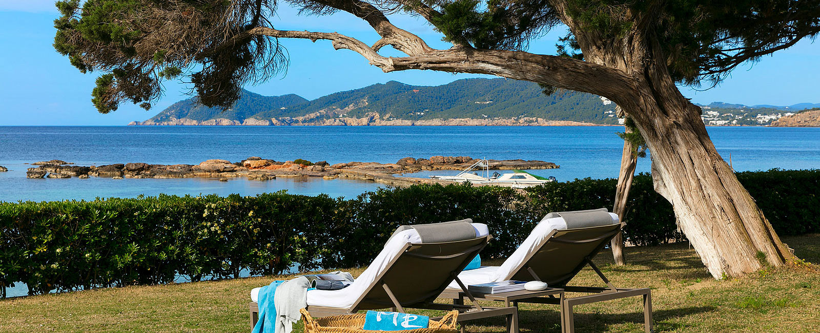 HOTEL NEWS
 ME Ibiza: Das Leben auf Ibiza genießen 
