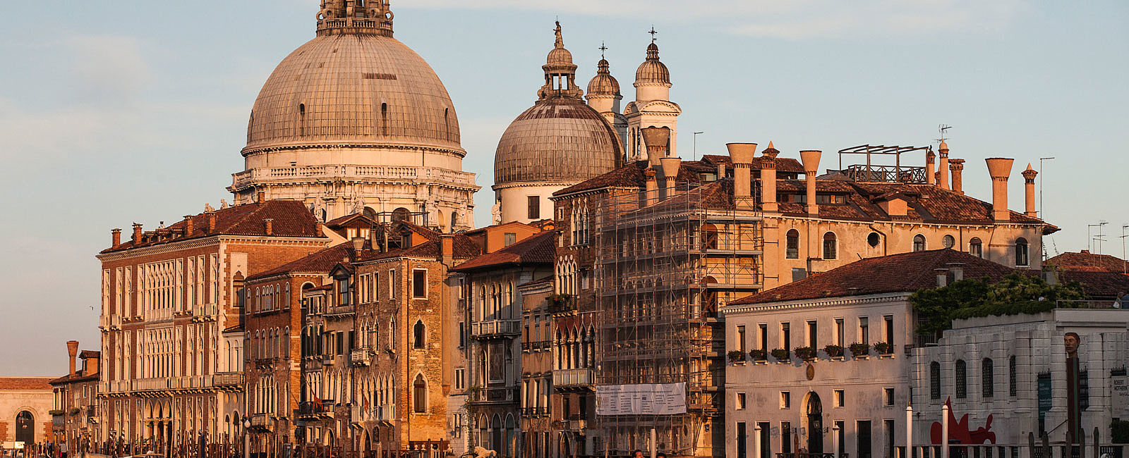 HOTEL NEWS
 Exklusives Karneval-Wochenende im Aman Venedig ab 1. März 2019 
