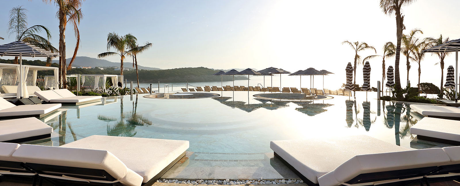 HOTELTEST
 Bless Hotel Ibiza 
 Hotspot für Hedonisten 
