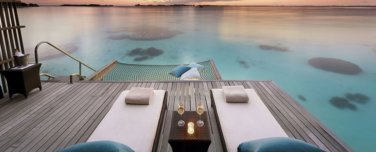 VERY SPECIAL HOTEL
 Shangri-La s Villingili Resort & Spa, Maldives 
 Tage im Paradies 