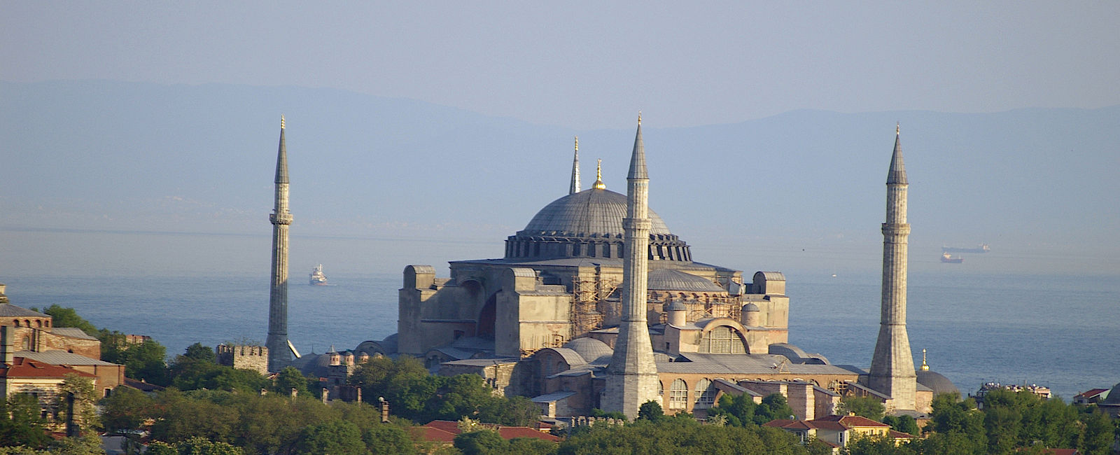 ISTANBUL
 Luxusreise Türkei – Der Himmel über Istanbul 