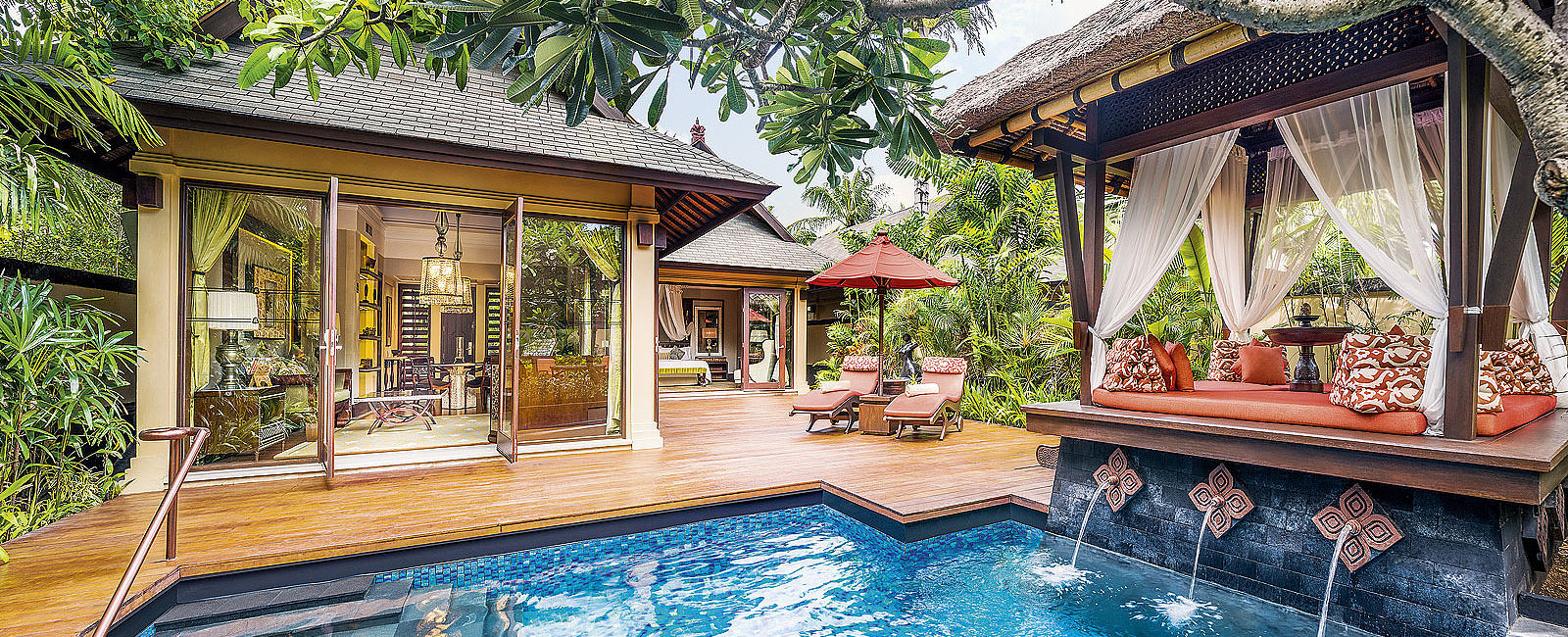 VERY SPECIAL HOTEL
 St. Regis Bali Resort 
 Wo die Seele aufatmet 