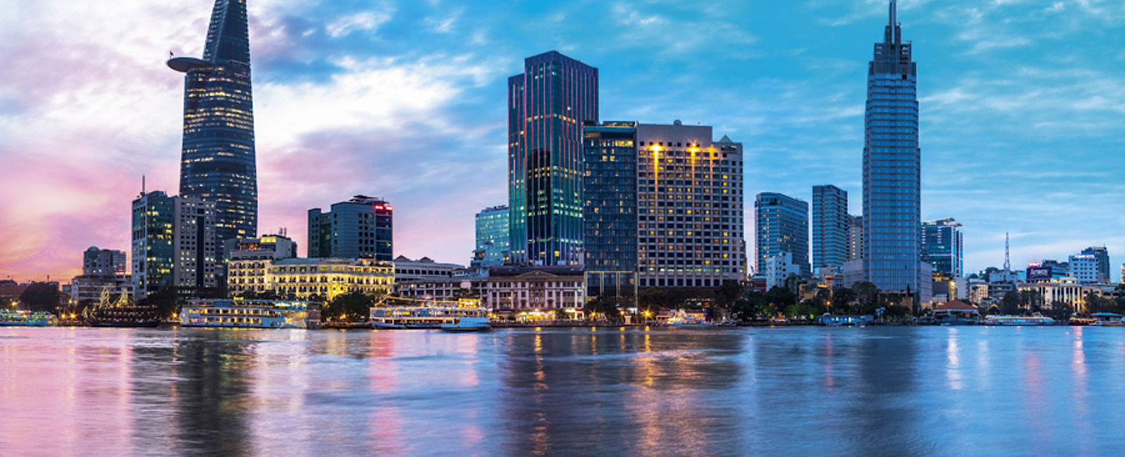 VERY SPECIAL HOTEL
 The Reverie Saigon 
 Traum mit Aussicht 