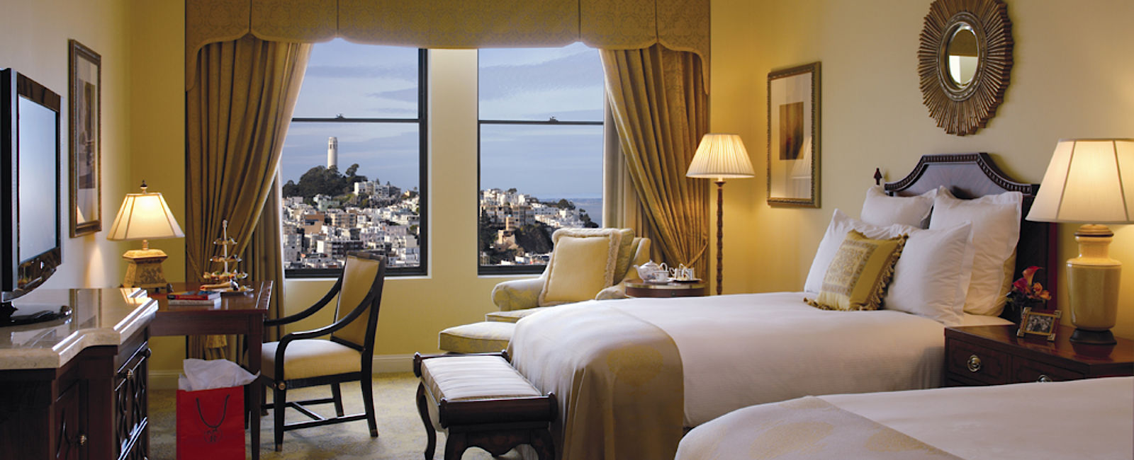 HOTELTEST
 The Ritz-Carlton, San Francisco 
 Eleganz am No Hill 