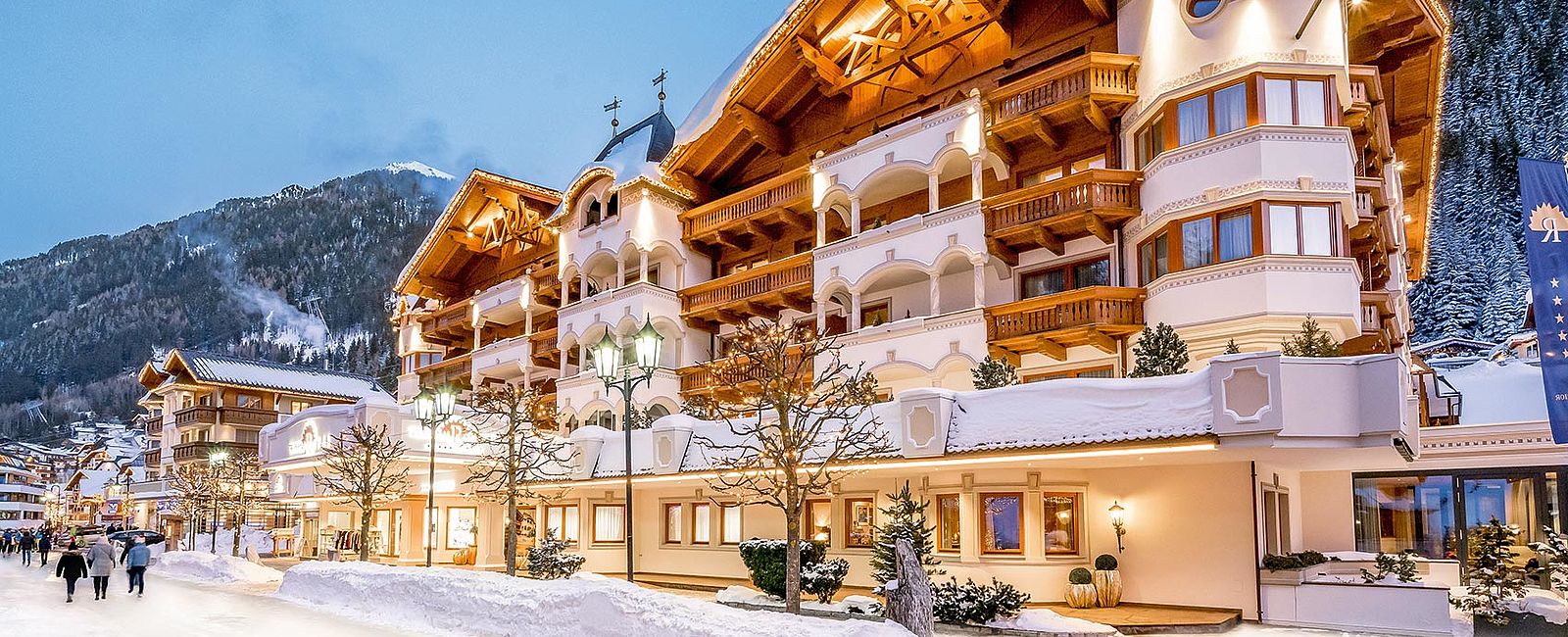 VERY SPECIAL HOTEL
 Trofana Royal, Tirol 
 Royale Glücksmomente in Ischgl 