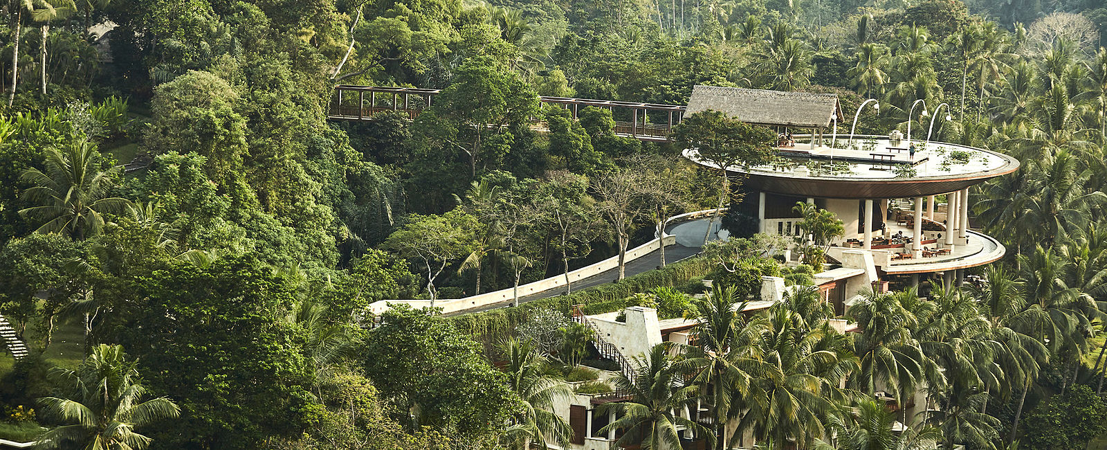 HOTEL ANGEBOTE
 Four Seasons Resort Bali at Sayan: BALI, TWICE THE MAGIC 
