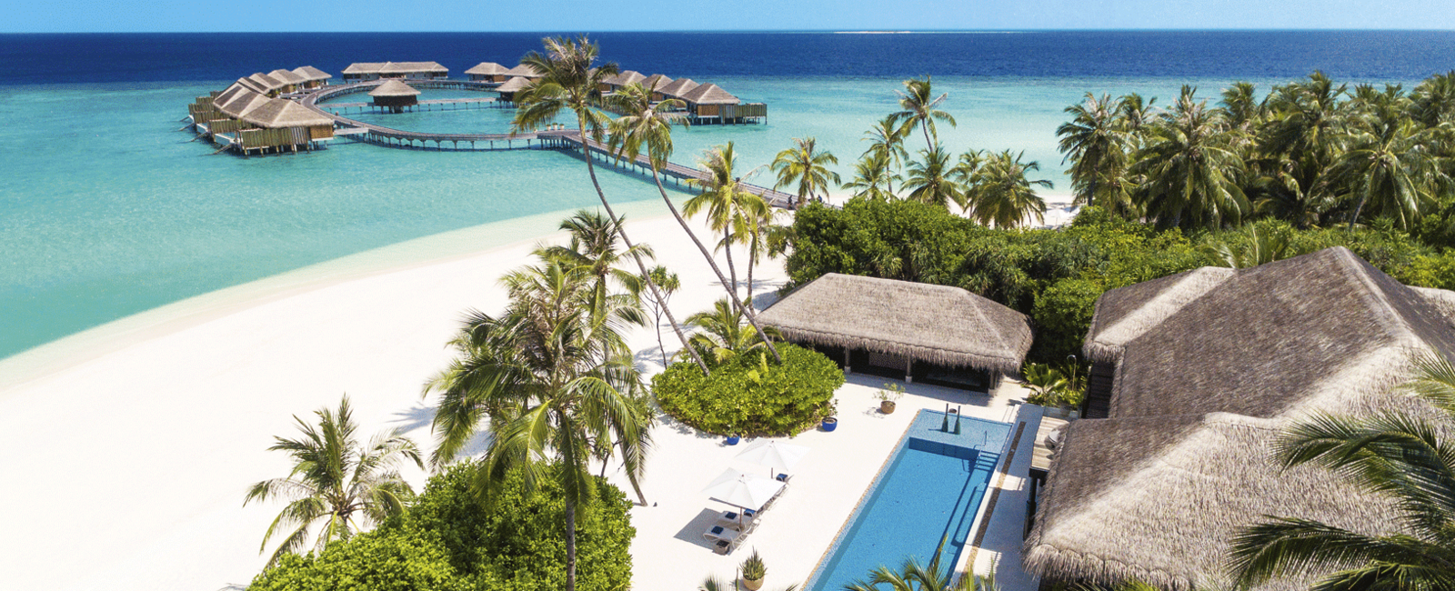 VERY SPECIAL HOTEL
 Velaa Private Island 
 Willkommen im Paradies 